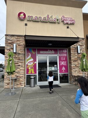 Menchie's Frozen Yogurt