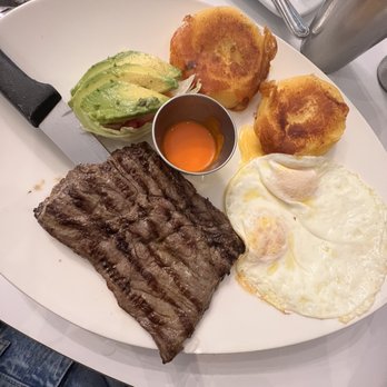 Harry's Restaurant - Churrasco platter - Breakfast & Brunch Near Me - Houston, Texas Harry's Restaurant - Churrasco platter - Breakfast & Brunch Near Me - Houston, Texas