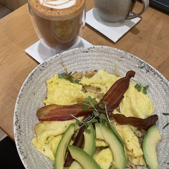 Good Kitchen + Market - Avocado Bacon bowl + Churro latte - Coffee & Tea Near Me - Marietta, Georgia