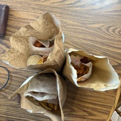 Frank's Chicago Shrimp House - Food all bagged up