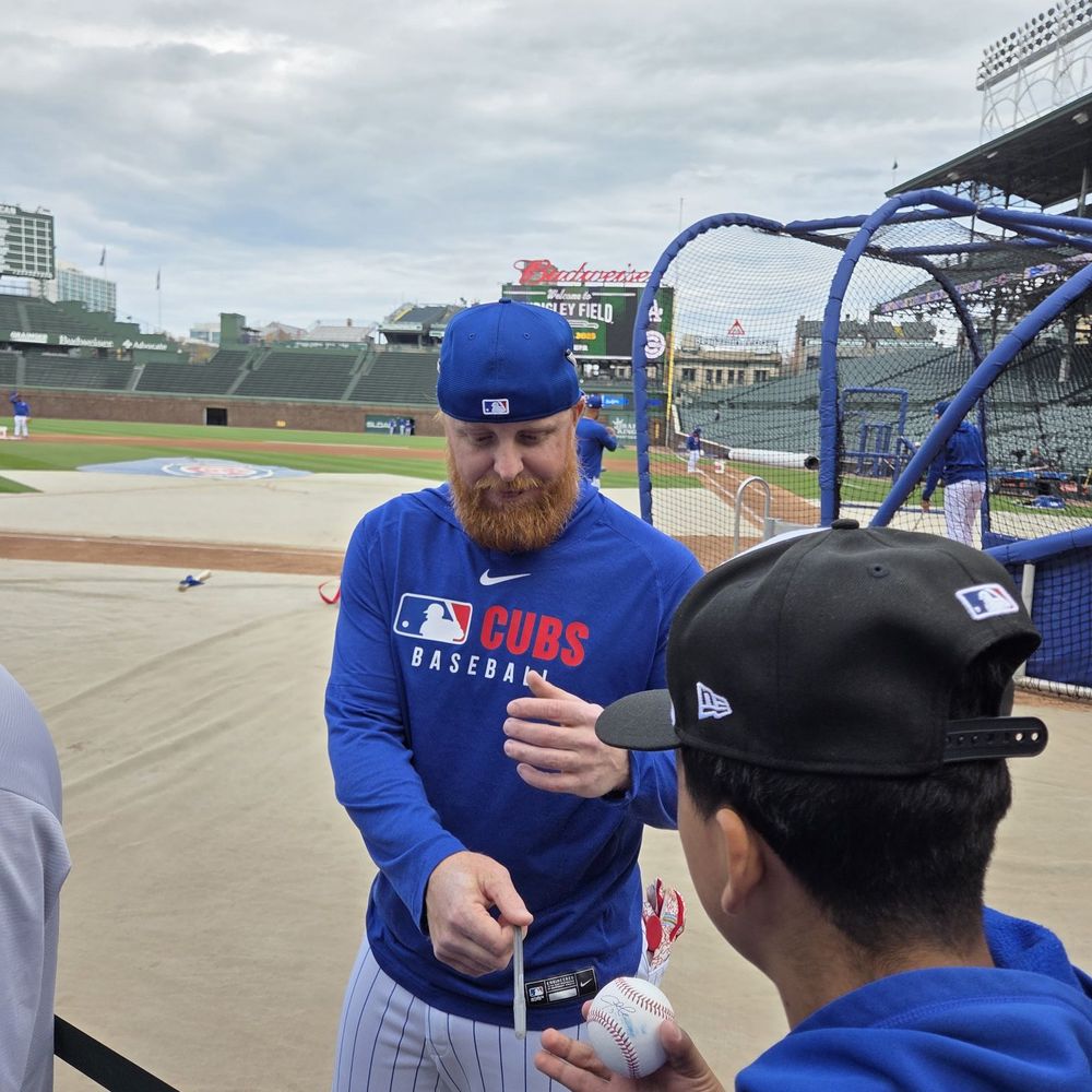 Wrigley Field Tours - Tours Near Me - Chicago, Illinois Wrigley Field Tours - Tours Near Me - Chicago, Illinois