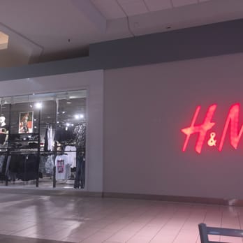 H&M - Out side H&M - Women's Clothing Near Me - Daytona Beach, Florida H&M - Out side H&M - Women's Clothing Near Me - Daytona Beach, Florida
