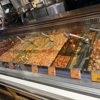 Foodland - Grocery Near Me - Honolulu, Hawaii