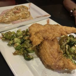 Fish & Grits Southern Style Fried Chicken Dinner