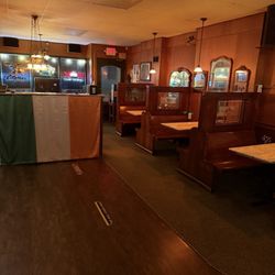 Riley's Pub - Second part of the bar