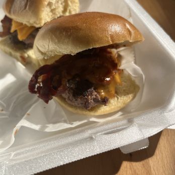 Agile Brewing - BBQ Bacon sliders - Breweries Near Me - Baton Rouge, Louisiana