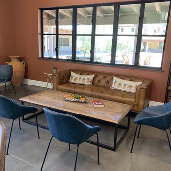 Bacchus Landing - Tasting room indoor seating - Wine Tasting Room Near Me - Healdsburg, California