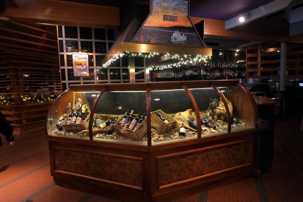 Anthony's HomePort Edmonds by null