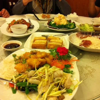 Yun Tian Lou Restaurant - a woman eating a meal - Chinese Near Me - Flushing, New York Yun Tian Lou Restaurant - a woman eating a meal - Chinese Near Me - Flushing, New York