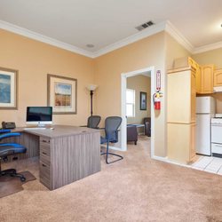 Gratitude Lodge - Clinical Office at Gratitude Lodge's addiction treatment Center at Long Beach, CA