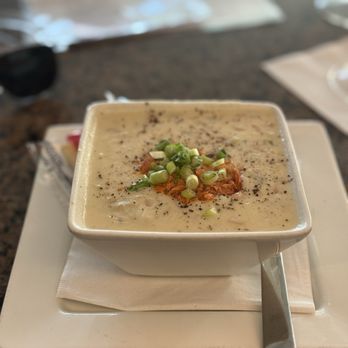 Reflections Grille Restaurant and Lounge - Smoked salmon chowder - American Near Me - Seattle, Washington Reflections Grille Restaurant and Lounge - Smoked salmon chowder - American Near Me - Seattle, Washington