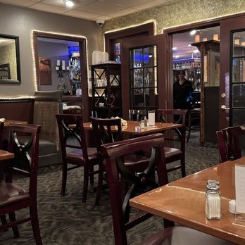 Jake's Steakhouse - Inside dining area - Steakhouses Near Me - Tehachapi, California