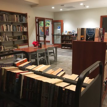 Corner Books - Corner books shelves - Bookstores Near Me - Tiburon, California Corner Books - Corner books shelves - Bookstores Near Me - Tiburon, California