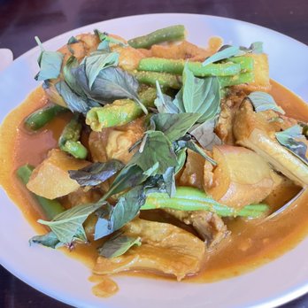 Phnom Penh House - Moarn Katis Krahome (curry with chicken and string beans) - Cambodian Near Me - Alameda, California Phnom Penh House - Moarn Katis Krahome (curry with chicken and string beans) - Cambodian Near Me - Alameda, California