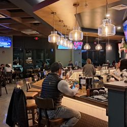 Tommy G's