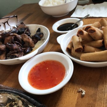 Chibog - Pork bbq at the left side was good for 5 minutes and become a little cheesy. It doesn't mean it was bad, it was good. Right one were good. - Filipino Near Me - Daly City, California