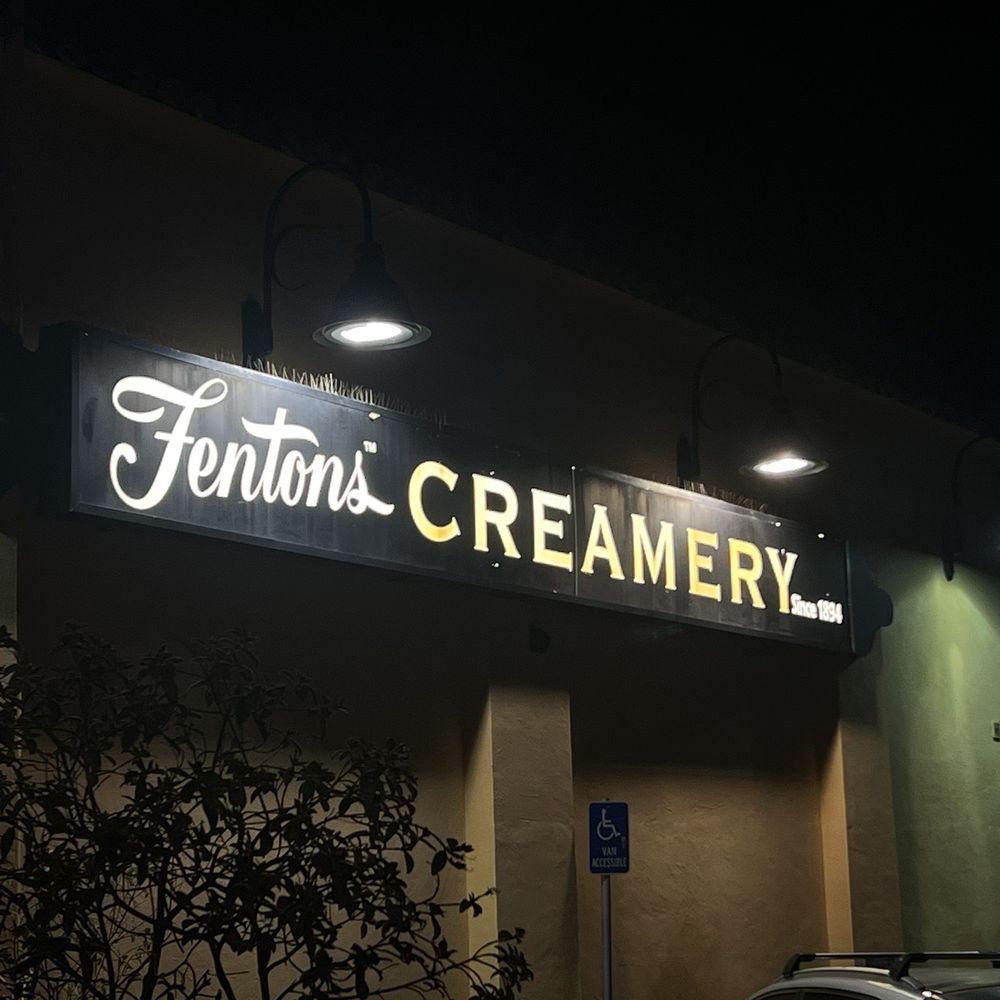 Fentons Creamery - outside - Ice Cream & Frozen Yogurt Near Me - Oakland, California