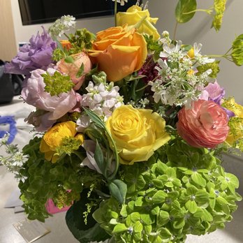 Flowers & Fun - Florists Near Me - Honolulu, Hawaii