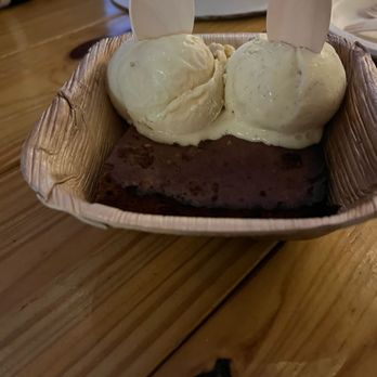 Deft Brewing - Warmed up brownie with coffee flavor ice cream - Breweries Near Me - San Diego, California