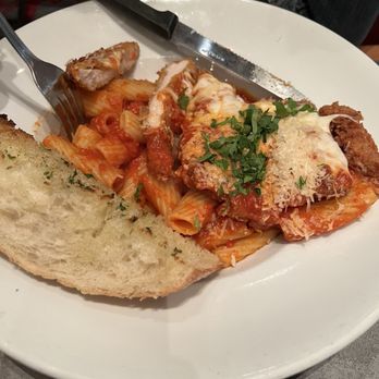Paesanos - Spaghetti Parmesano - Italian Near Me - Elk Grove, California