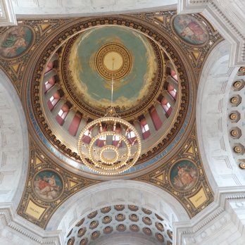 Rhode Island State House - Landmarks & Historical Buildings Near Me - Providence, Rhode Island