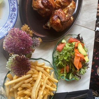 Pollos & Jarras - Peruvian Near Me - Miami, Florida