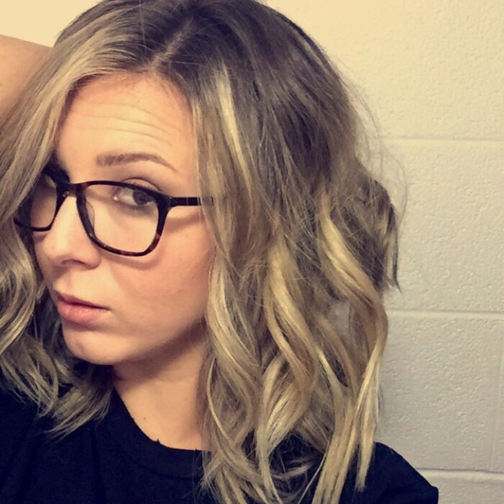 Glamour Style - Matched my roots with lowlight color perfectly, even showed me swatches to make sure I picked the right undertone - Hair Salons Near Me - Mulhuddart, D