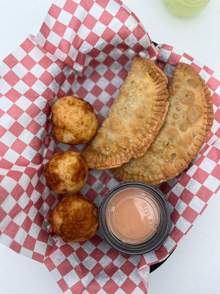 SALSA FEEL THE FLAVOR Updated April 2024 201 University Oaks Blvd