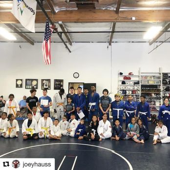 Lake Arrowhead Jiu Jitsu - Youth coach for Topanga Wrestling Beat The Streets nonprofit through the Los Angeles Police Department. - Brazilian Jiu-jitsu Near Me - Lake Arrowhead, California Lake Arrowhead Jiu Jitsu - Youth coach for Topanga Wrestling Beat The Streets nonprofit through the Los Angeles Police Department. - Brazilian Jiu-jitsu Near Me - Lake Arrowhead, California