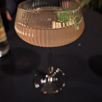 Mainlander - Supper Clubs Near Me - St. Louis, Missouri