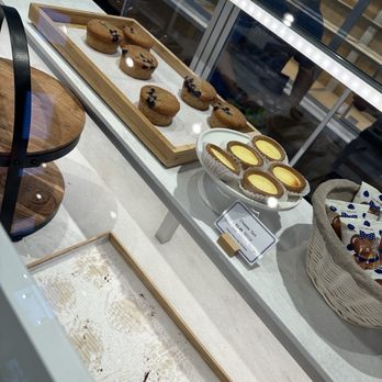 Paris Baguette - Assorted pastries - Bakeries Near Me - Winter Garden, Florida Paris Baguette - Assorted pastries - Bakeries Near Me - Winter Garden, Florida