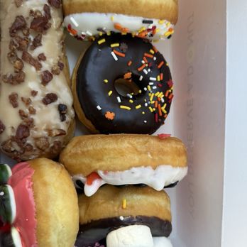 Moon Donuts & Cafe - Maple bacon, chocolate monster, strawberry gummy, cat, chocolate sprinkle, white sprinkle Half Dozen Donuts Mixture - Donuts Near Me - Monticello, Minnesota Moon Donuts & Cafe - Maple bacon, chocolate monster, strawberry gummy, cat, chocolate sprinkle, white sprinkle Half Dozen Donuts Mixture - Donuts Near Me - Monticello, Minnesota