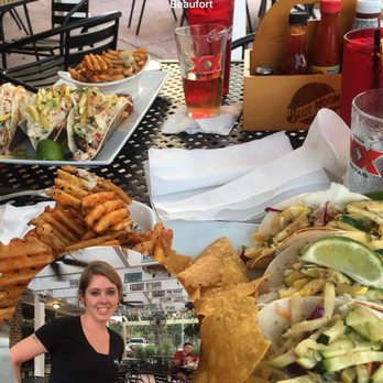 Bricks on Boundary - Great server Angela - New American Near Me - Beaufort, South Carolina