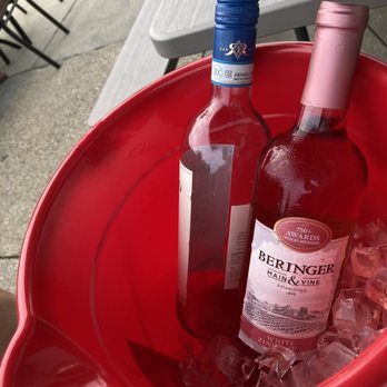 PJ Buckets Seafood - Seafood Near Me - Ventnor, New Jersey