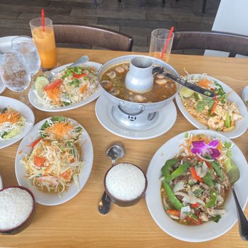 Coco Thai Cuisine - Pad thai,tom ym kha,fire rice,duck Basil Duck - Thai Near Me - Orlando, Florida
