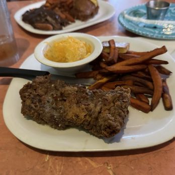 Sweet Potatoes Kitchen - Country fried steak, cheese grits, sw potato fries - Southern Near Me - Savannah, Georgia Sweet Potatoes Kitchen - Country fried steak, cheese grits, sw potato fries - Southern Near Me - Savannah, Georgia