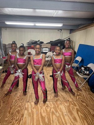 PINKERETTES DANCE TEAM - Updated July 2025 - 915 Chelsea Ave