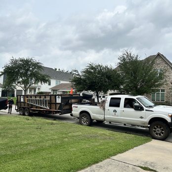 C.I.R Tree Service - This is their work truck - Tree Services Near Me - Houston, Texas C.I.R Tree Service - This is their work truck - Tree Services Near Me - Houston, Texas