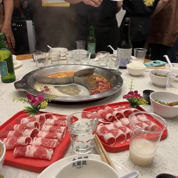 Da Long Yi Hot Pot - Hot Pot Near Me - New York, New York