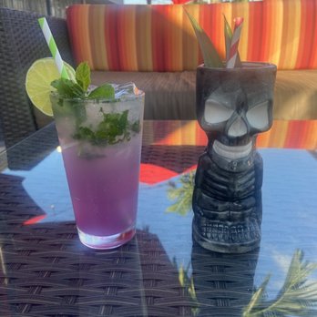 Bar Tiki CWB - Zombie and Poni Polu mojito - Tiki Bars Near Me - Clearwater, Florida Bar Tiki CWB - Zombie and Poni Polu mojito - Tiki Bars Near Me - Clearwater, Florida