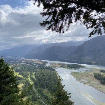 Beacon Rock State Park - View from the top of Beacon Rock - Parks Near Me - Stevenson, Washington