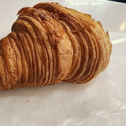 Cremeux French Patisserie - Plain croissant (4/5). It was very crumbly and flaky (but a little dry today)