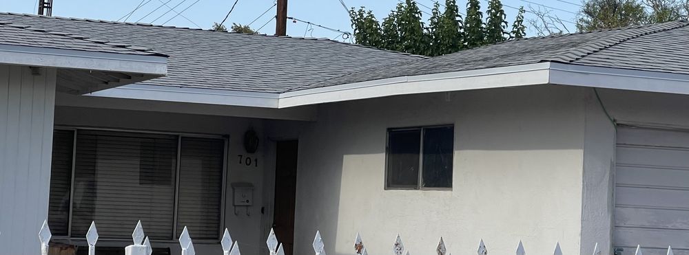 Slide of Victor Lozano Roofing