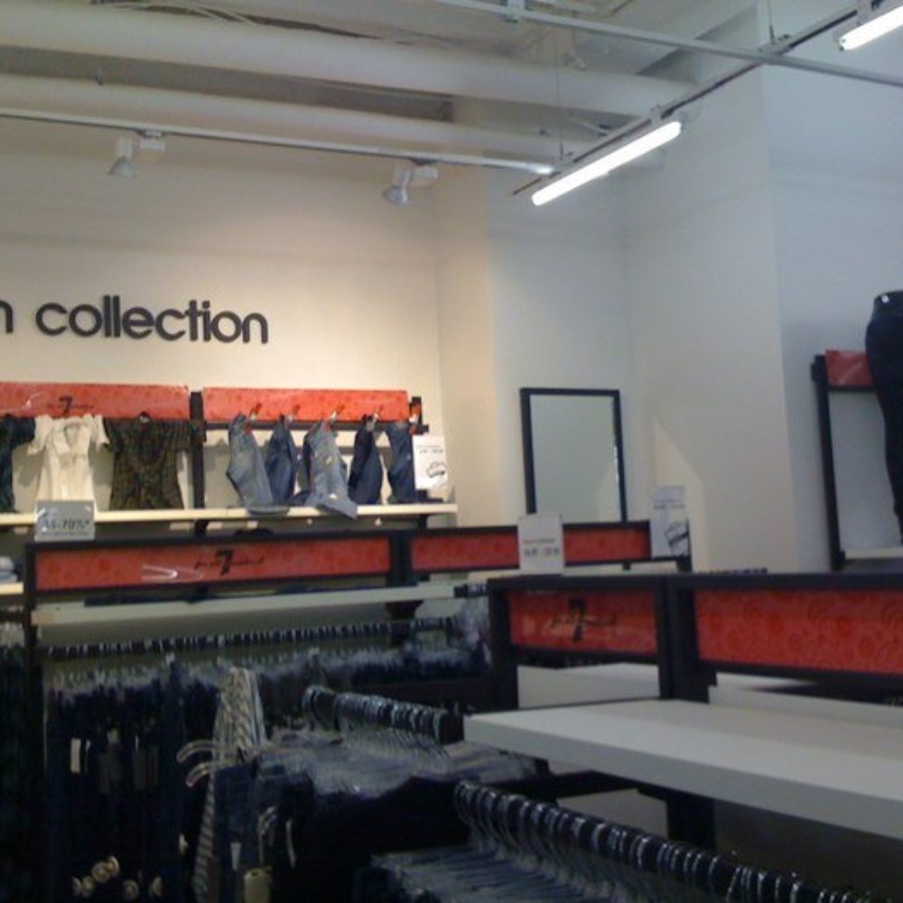 Bloomingdale's Outlet - Accessories Near Me - Paramus, New Jersey Bloomingdale's Outlet - Accessories Near Me - Paramus, New Jersey