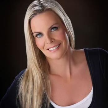 Nicole Meadows, DDS - Dr. Nicole Meadows - Cosmetic Dentists Near Me - Farmington Hills, Michigan Nicole Meadows, DDS - Dr. Nicole Meadows - Cosmetic Dentists Near Me - Farmington Hills, Michigan