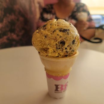 Baskin-Robbins - Monkey business - Ice Cream & Frozen Yogurt Near Me - South Pasadena, California Baskin-Robbins - Monkey business - Ice Cream & Frozen Yogurt Near Me - South Pasadena, California