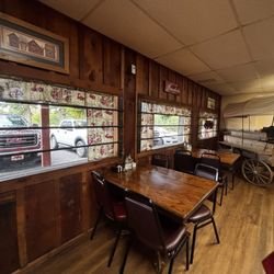 Wagon Wheel Country Cafe