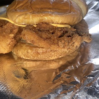 The Hen House - Fried Fish sandwich - Food Trucks Near Me The Hen House - Fried Fish sandwich - Food Trucks Near Me