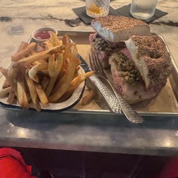 Lucky 8 - MUFFULETTA 1/2 - Sandwiches Near Me - Sarasota, Florida
