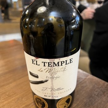 Copitas - Wine Bars Near Me - Barcelona, B Copitas - Wine Bars Near Me - Barcelona, B